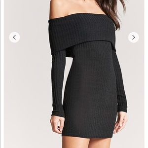 *NEVER WORN* off-the-shoulder sweater dress